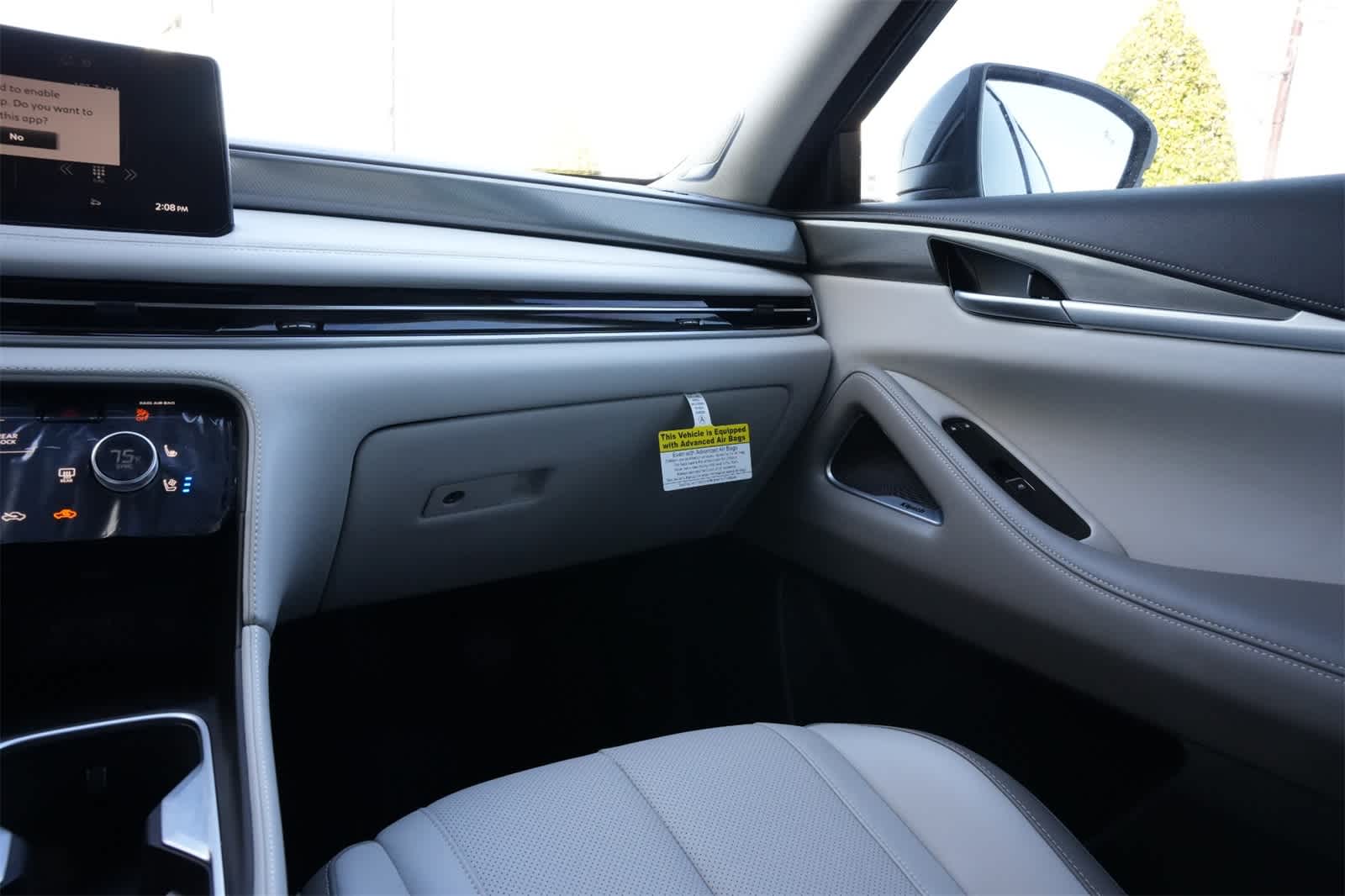 Thumbnail: 2026 INFINITI QX60 - 8