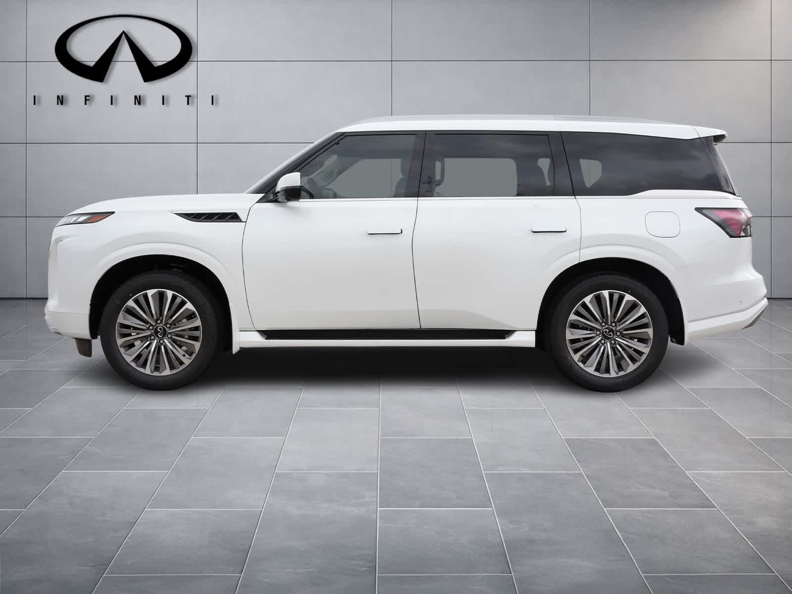Thumbnail: 2026 INFINITI QX80 - 4