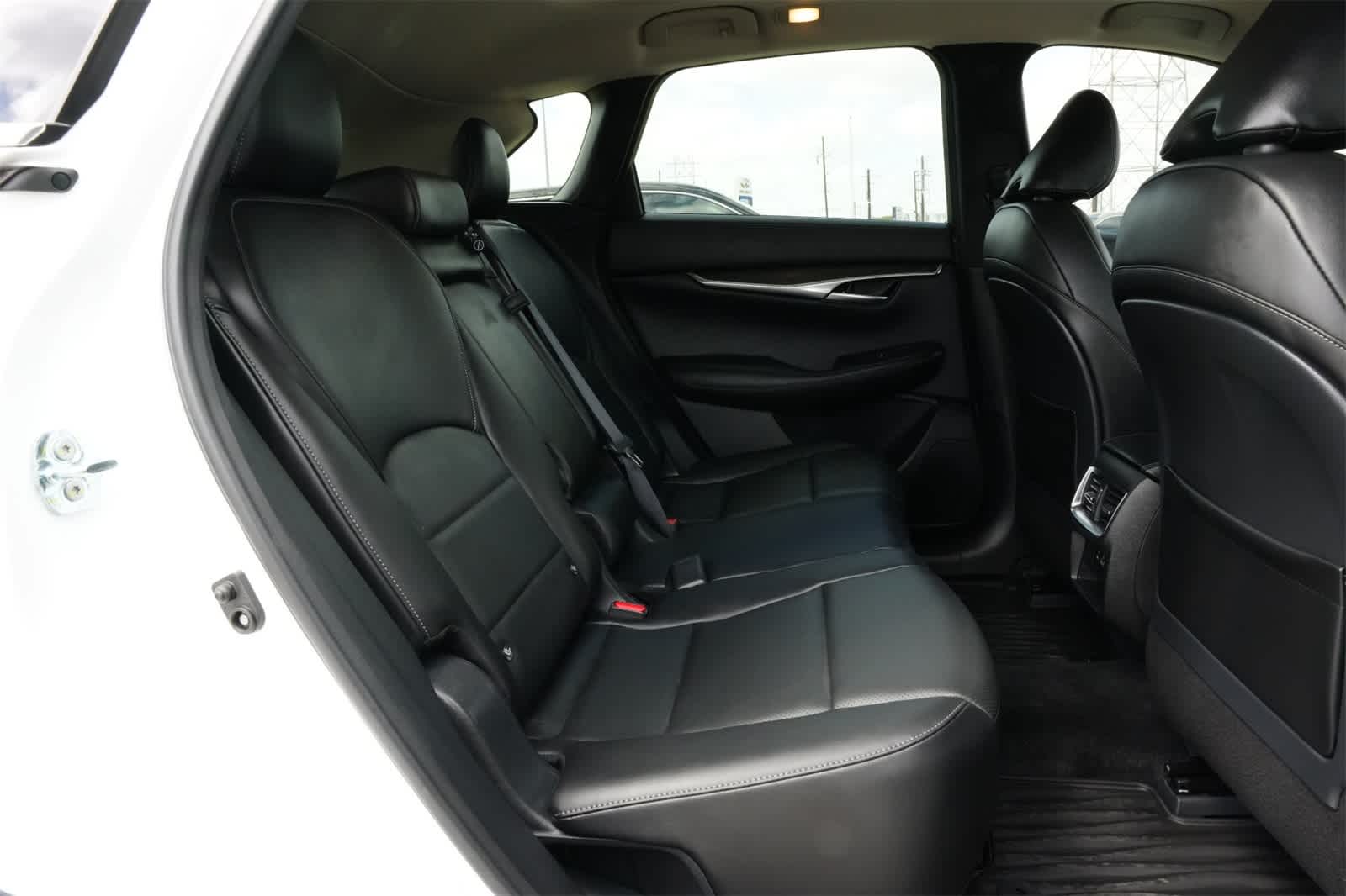 Thumbnail: 2025 INFINITI QX50 - 22