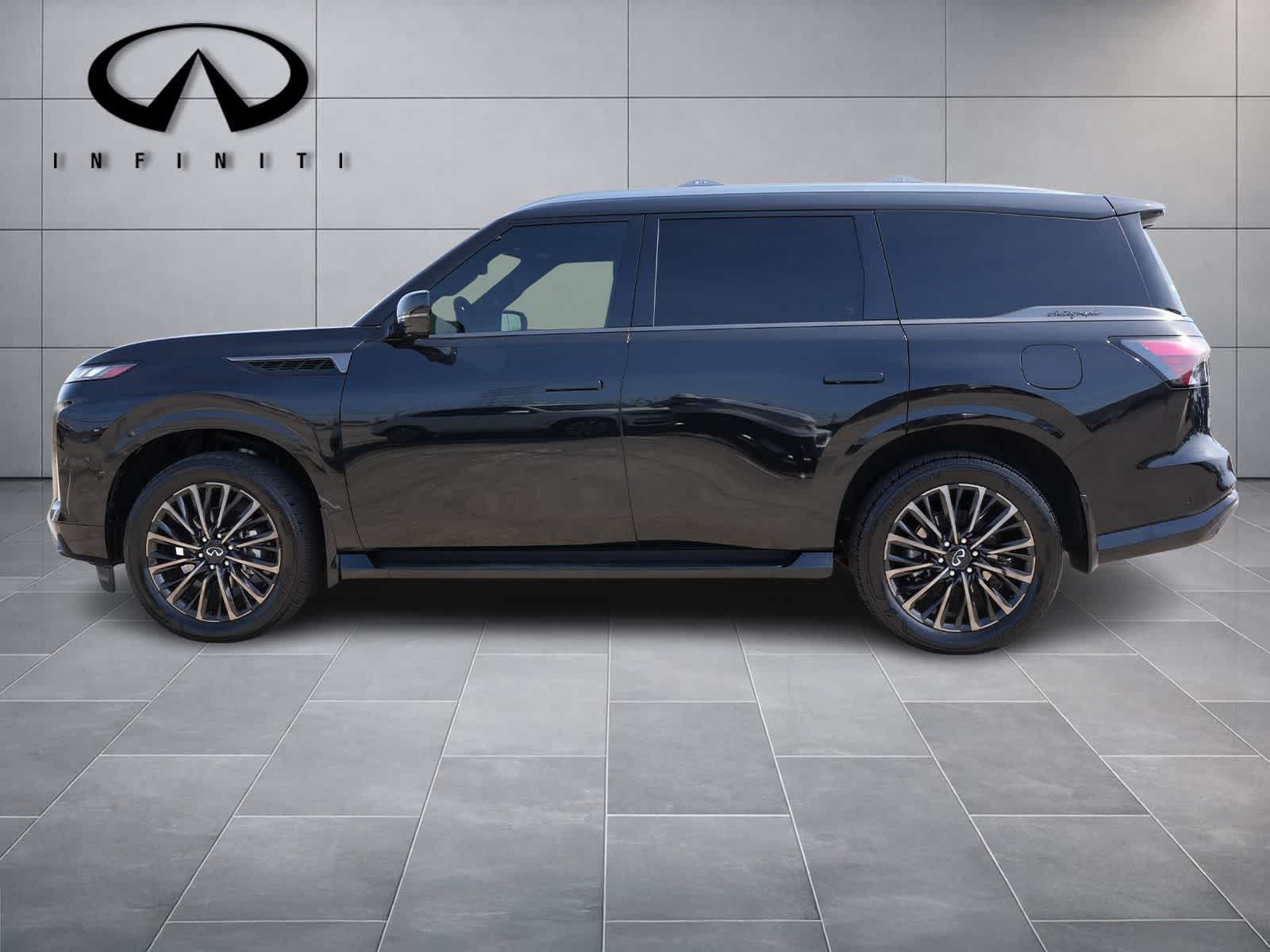 Thumbnail: 2025 INFINITI QX80 - 4