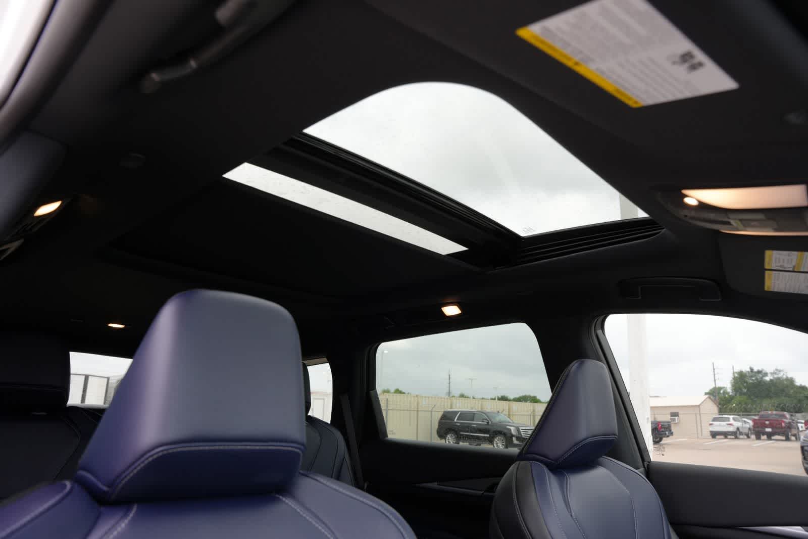 Thumbnail: 2027 INFINITI QX60 - 24