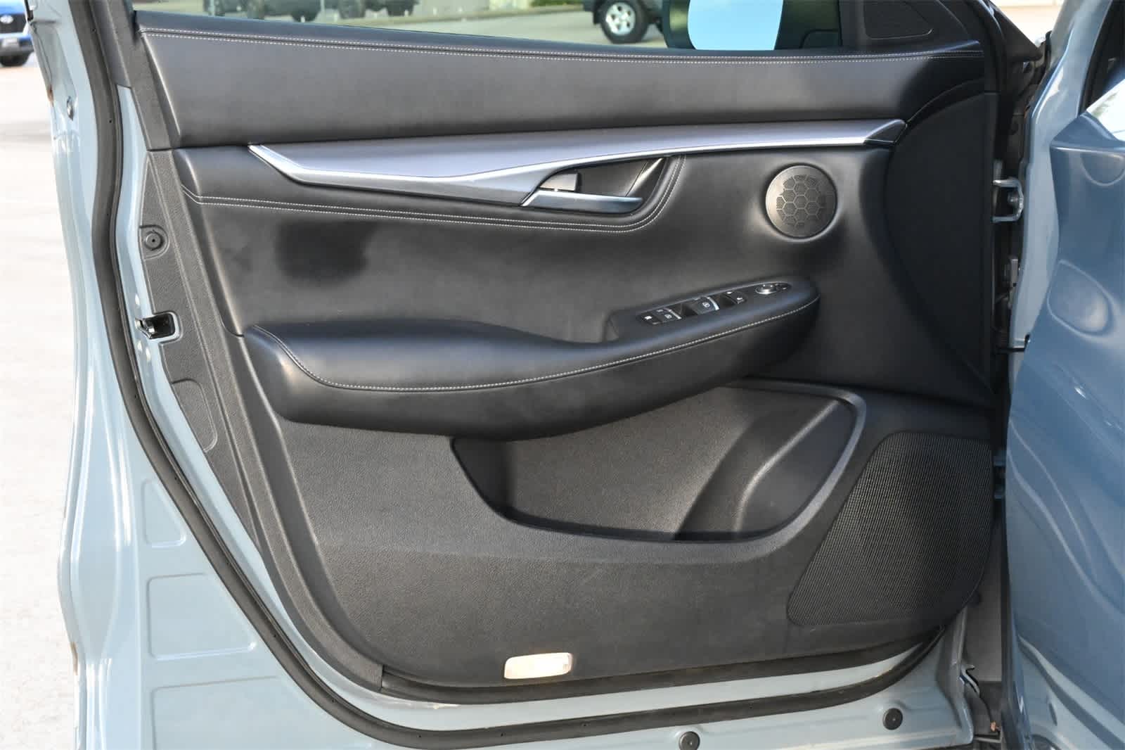 Thumbnail: 2022 INFINITI QX55 - 18