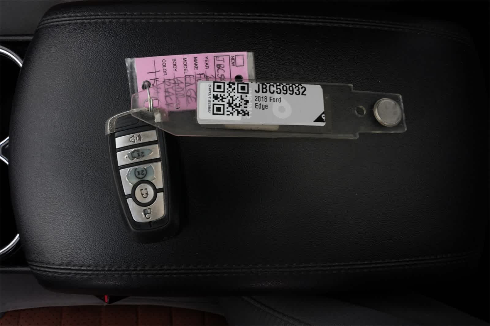 Thumbnail: 2018 Ford Edge - 26