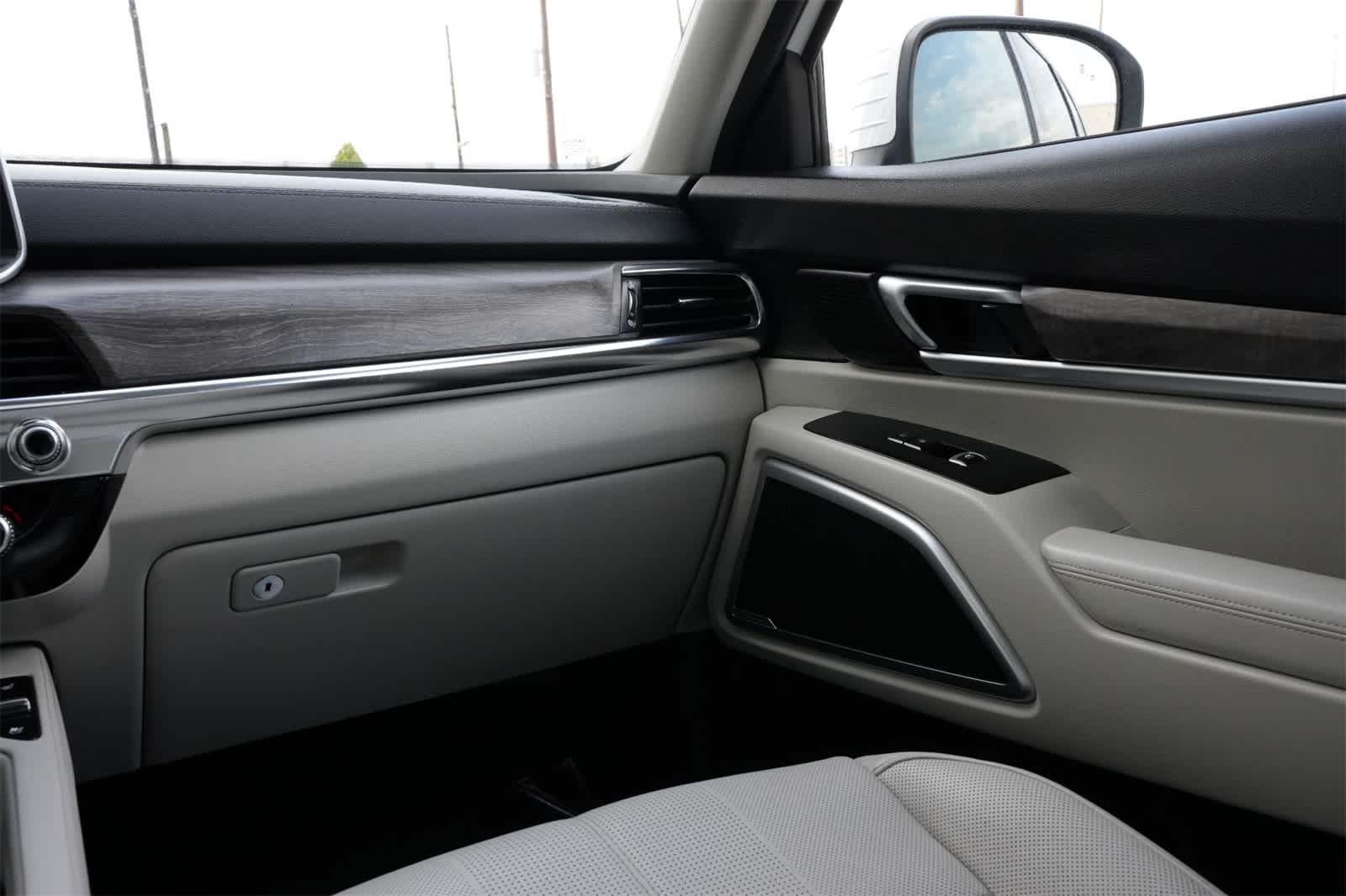 Thumbnail: 2020 Kia Telluride - 8