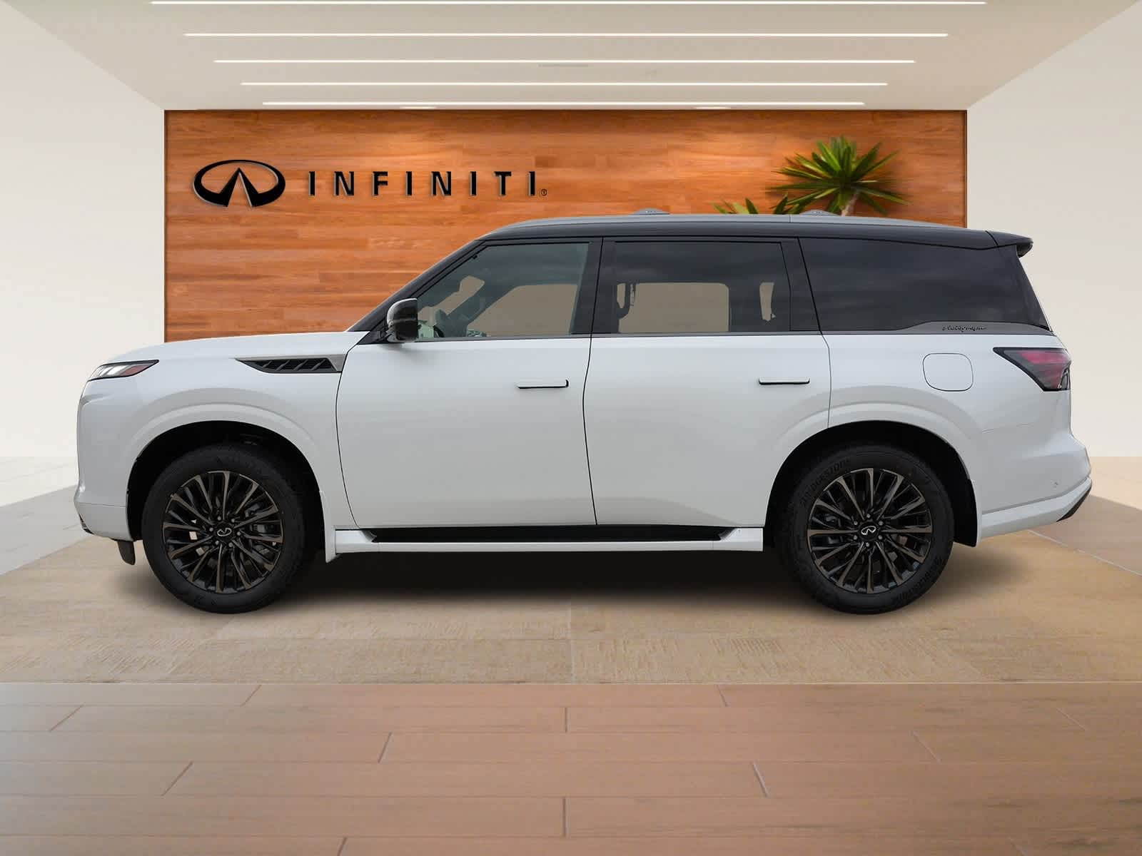 Thumbnail: 2026 INFINITI QX80 - 4