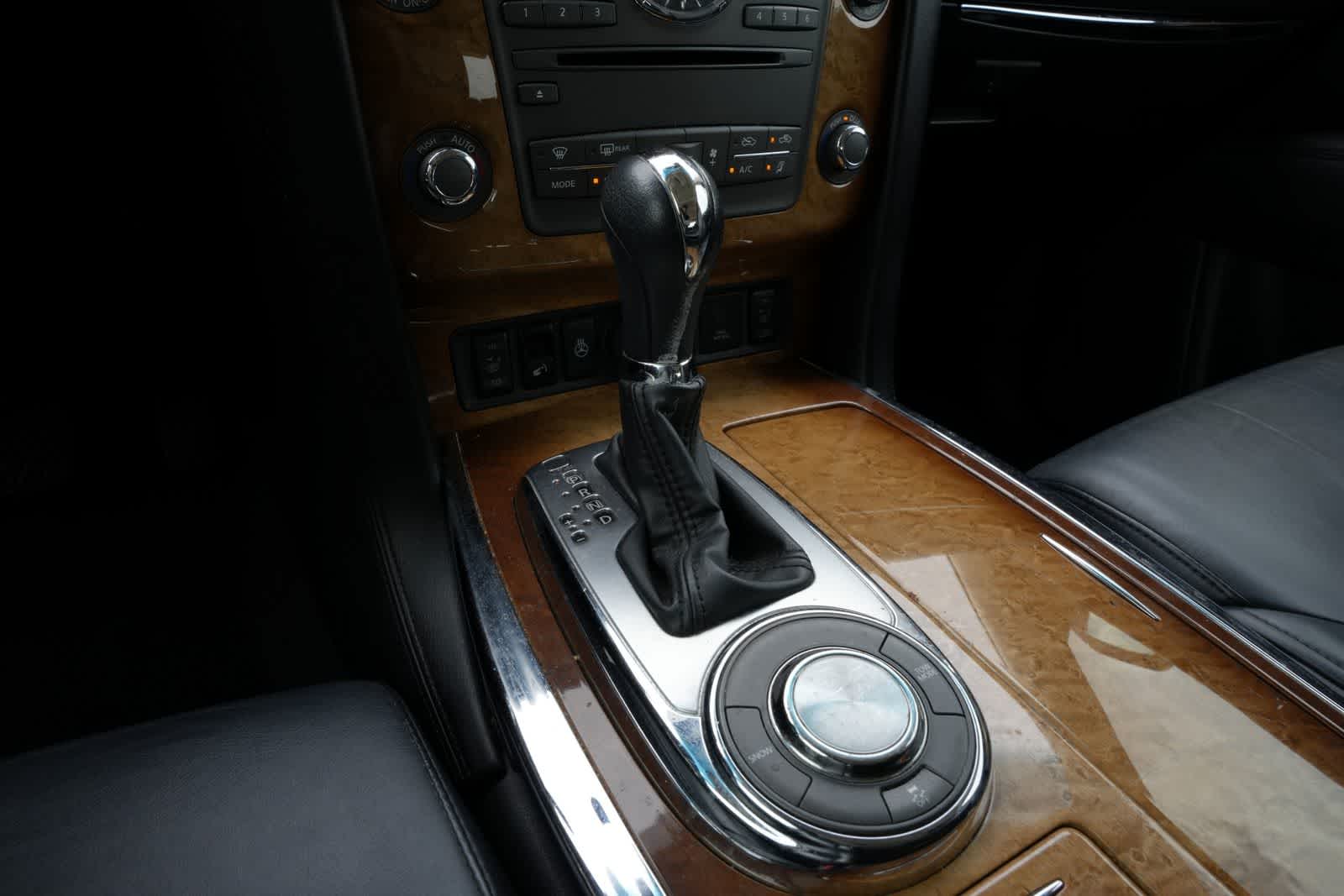 Thumbnail: 2014 INFINITI QX80 - 14
