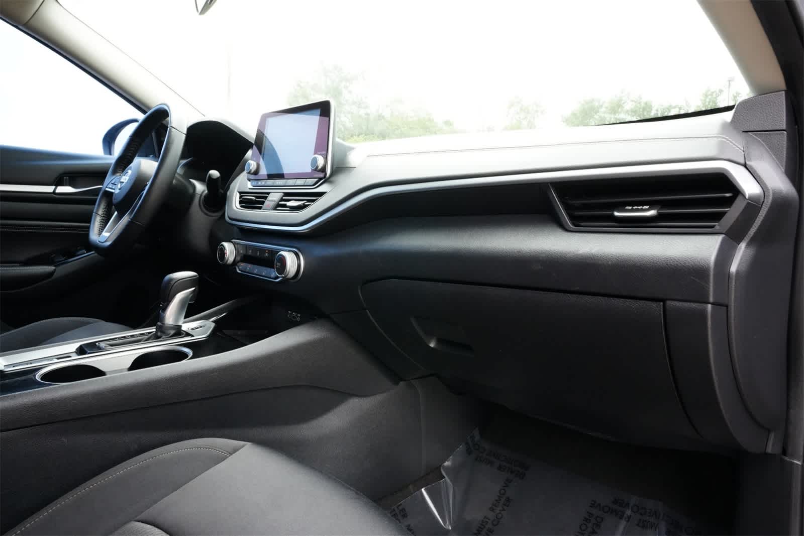 Thumbnail: 2022 Nissan Altima - 23