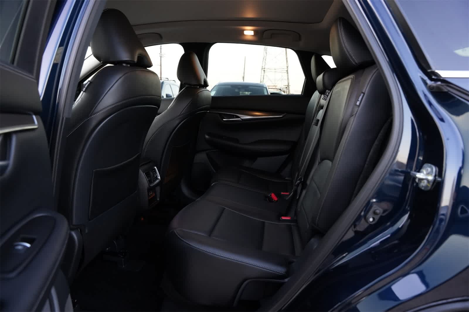 Thumbnail: 2025 INFINITI QX50 - 19