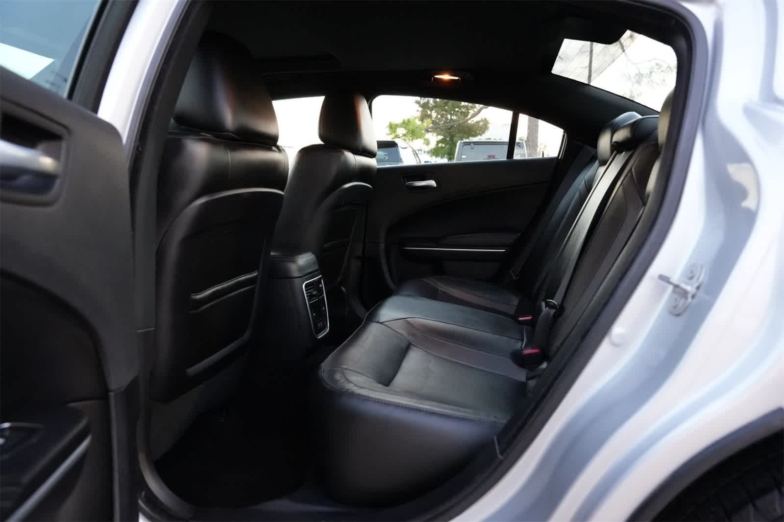 Thumbnail: 2022 Dodge Charger - 19