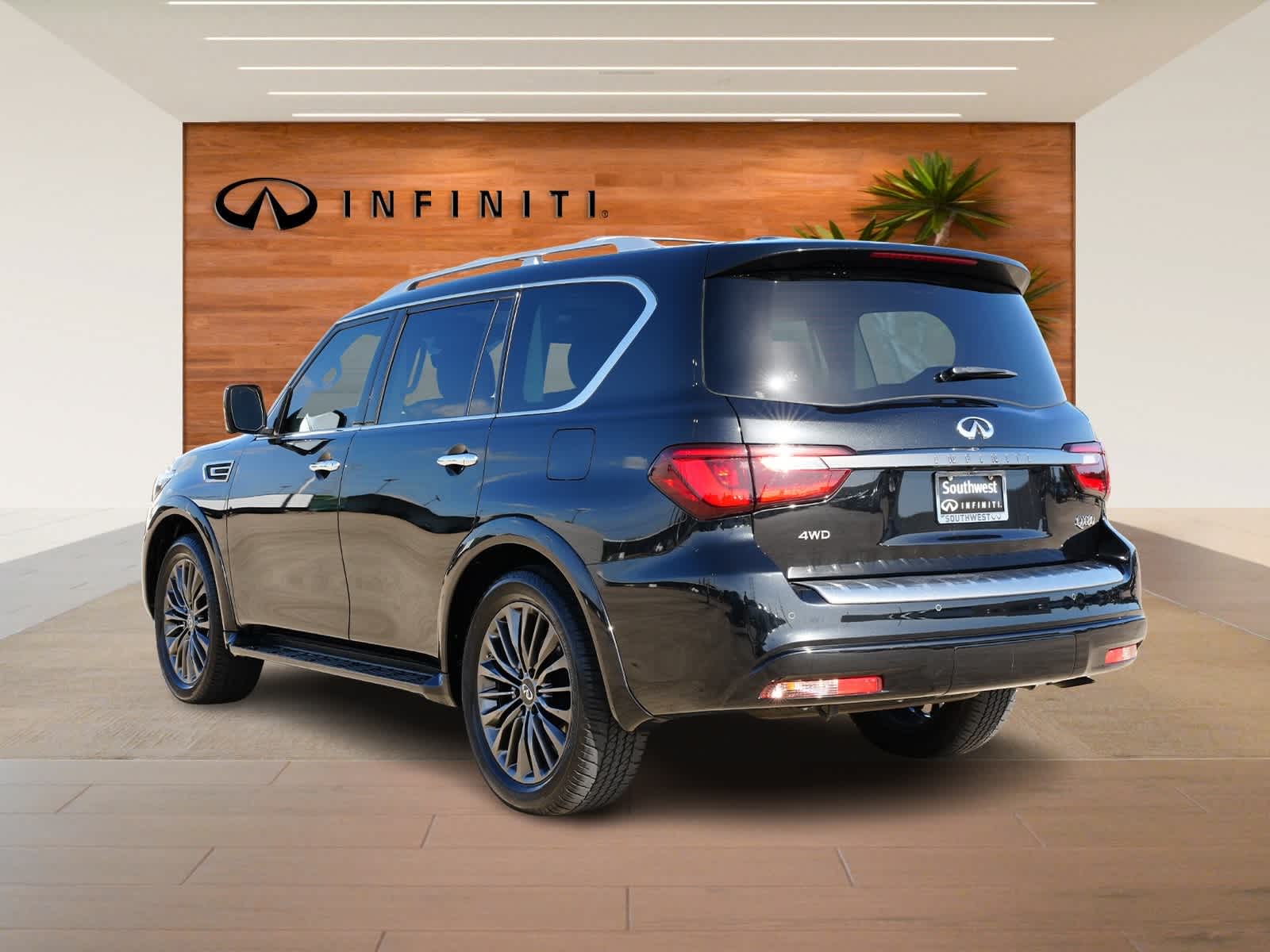 Thumbnail: 2023 INFINITI QX80 - 5