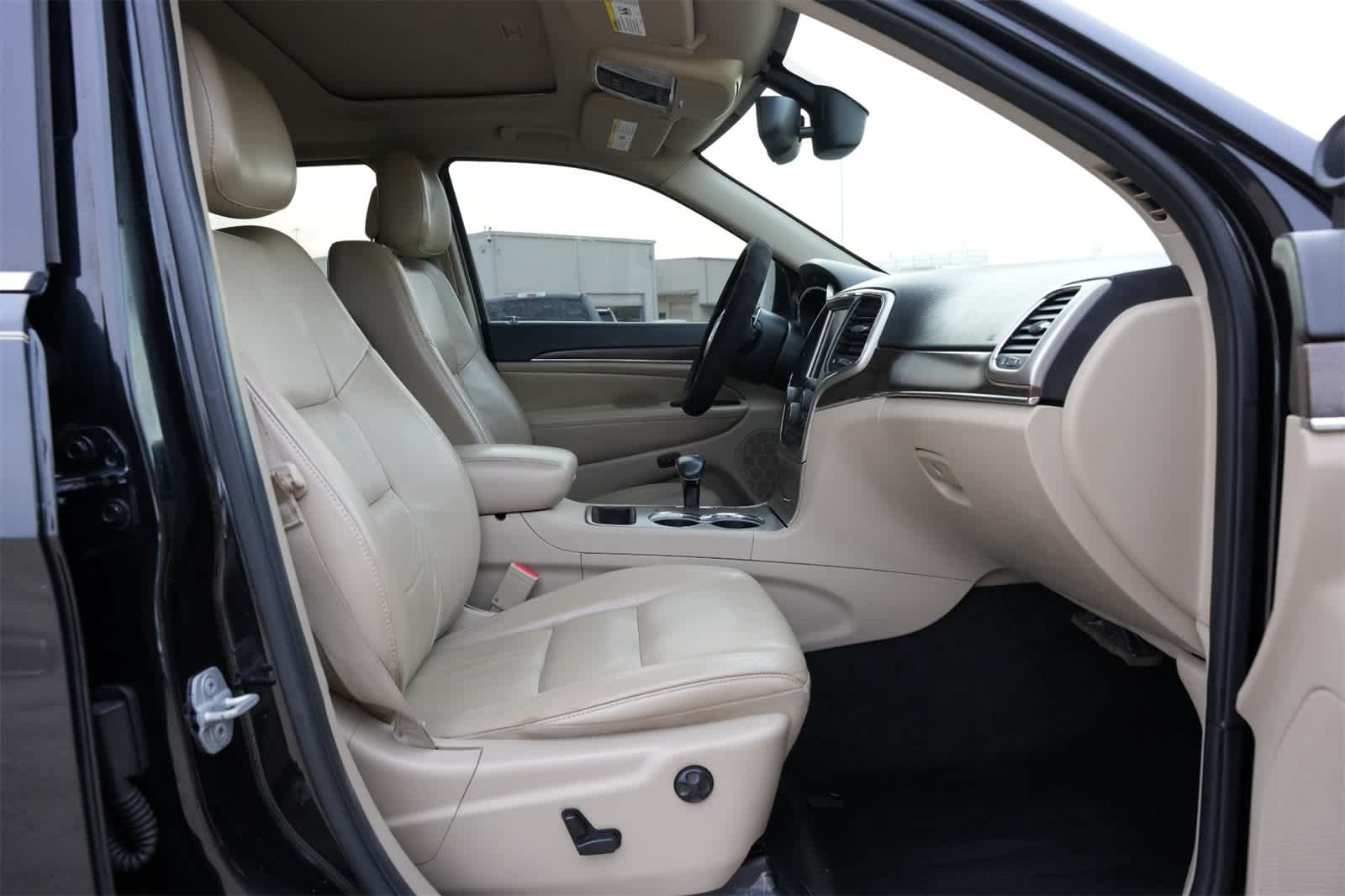 Thumbnail: 2014 Jeep Grand Cherokee - 22