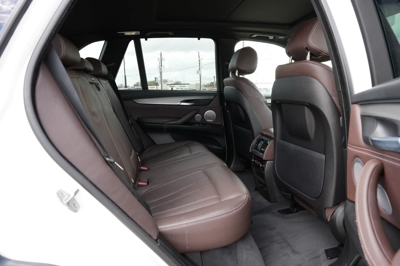 Thumbnail: 2014 BMW X5 - 21