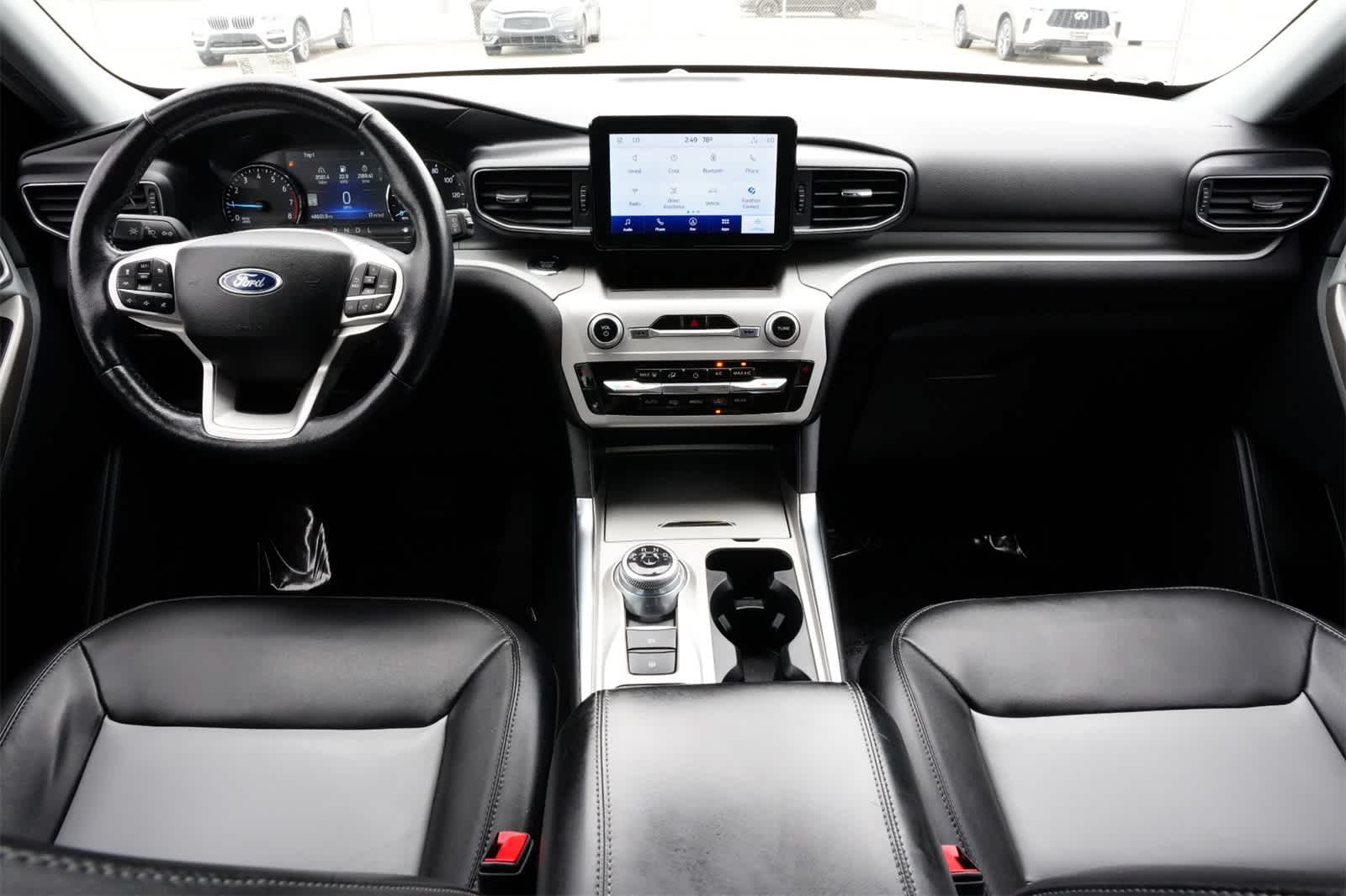 Thumbnail: 2022 Ford Explorer - 7