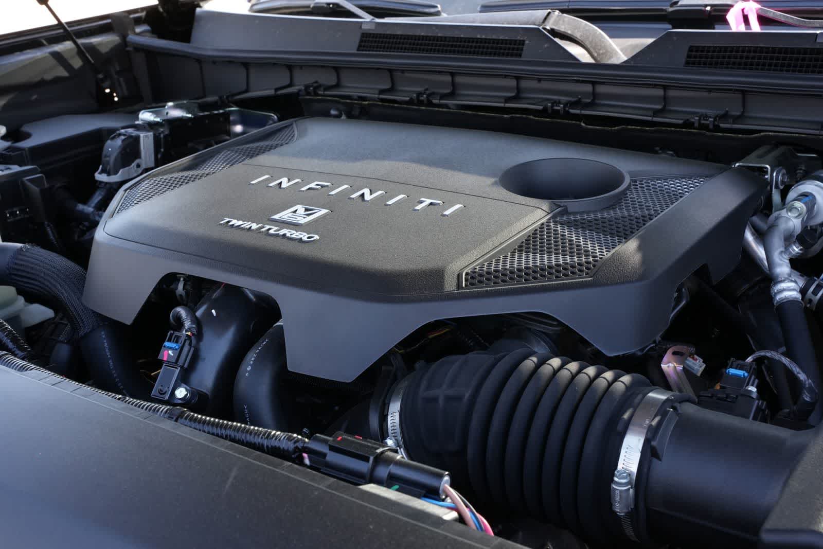 Thumbnail: 2026 INFINITI QX80 - 25