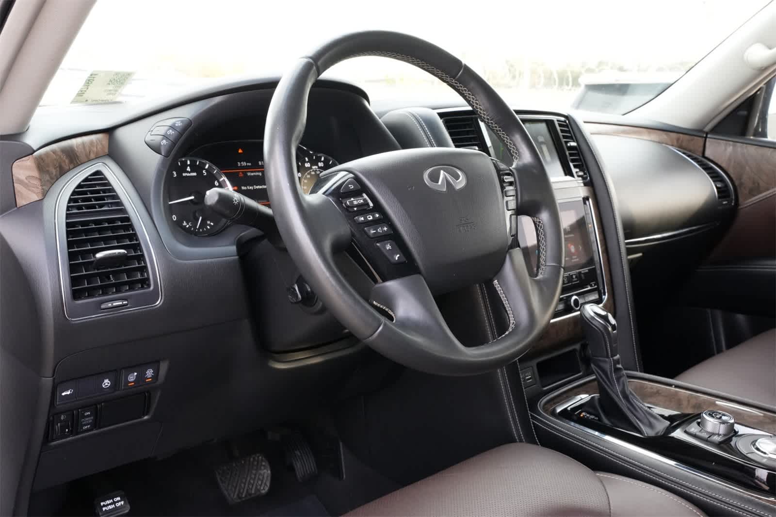 Thumbnail: 2021 INFINITI QX80 - 16