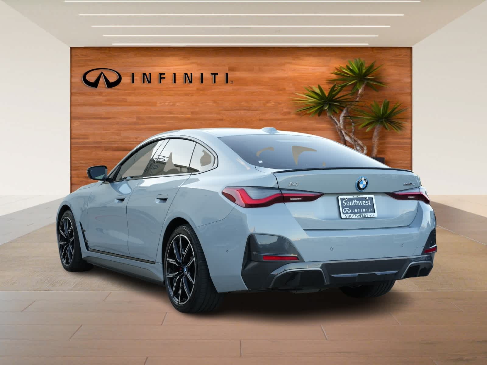 Thumbnail: 2023 BMW i4 - 5