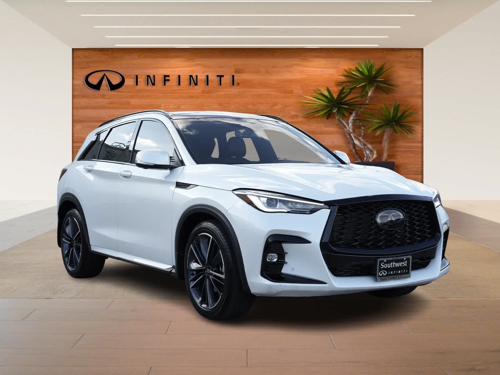 Thumbnail: 2025 INFINITI QX50 - 3