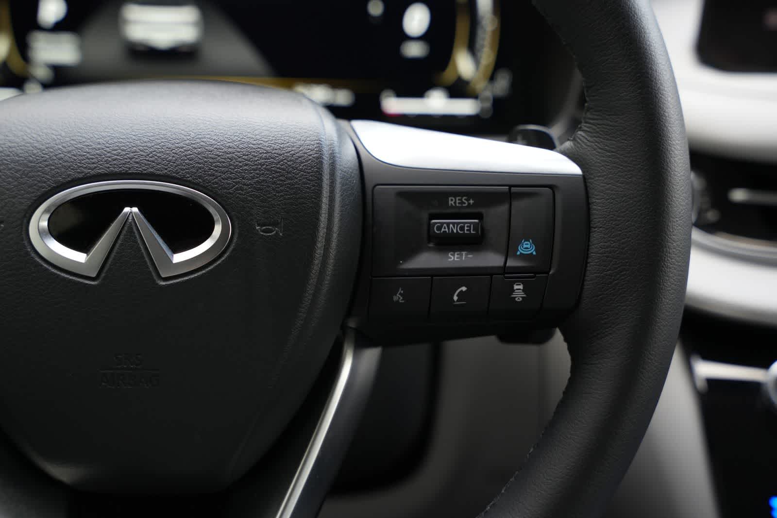 Thumbnail: 2026 INFINITI QX60 - 11