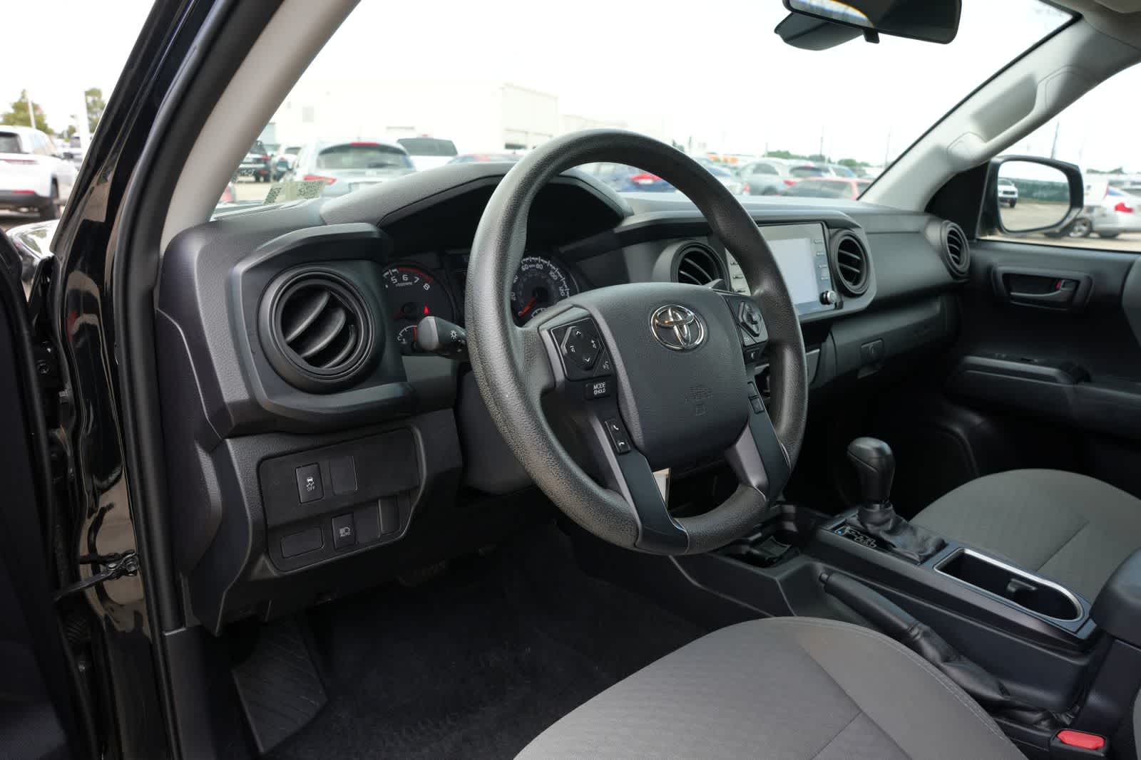 Thumbnail: 2020 Toyota Tacoma - 14