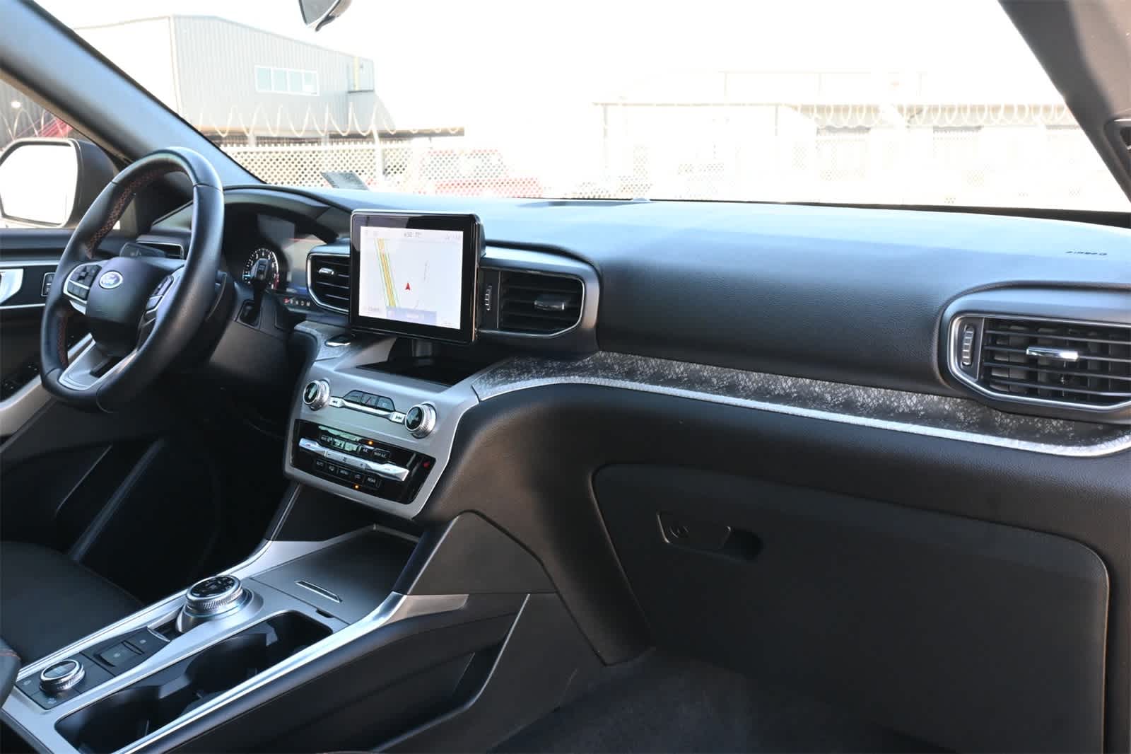 Thumbnail: 2023 Ford Explorer - 25