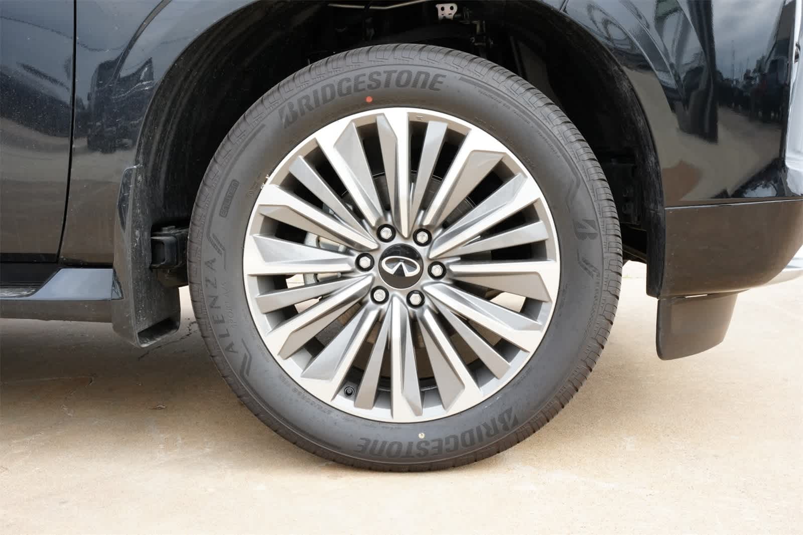 Thumbnail: 2025 INFINITI QX80 - 26