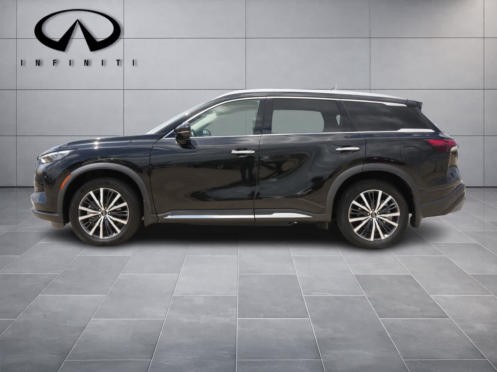 Thumbnail: 2023 INFINITI QX60 - 4