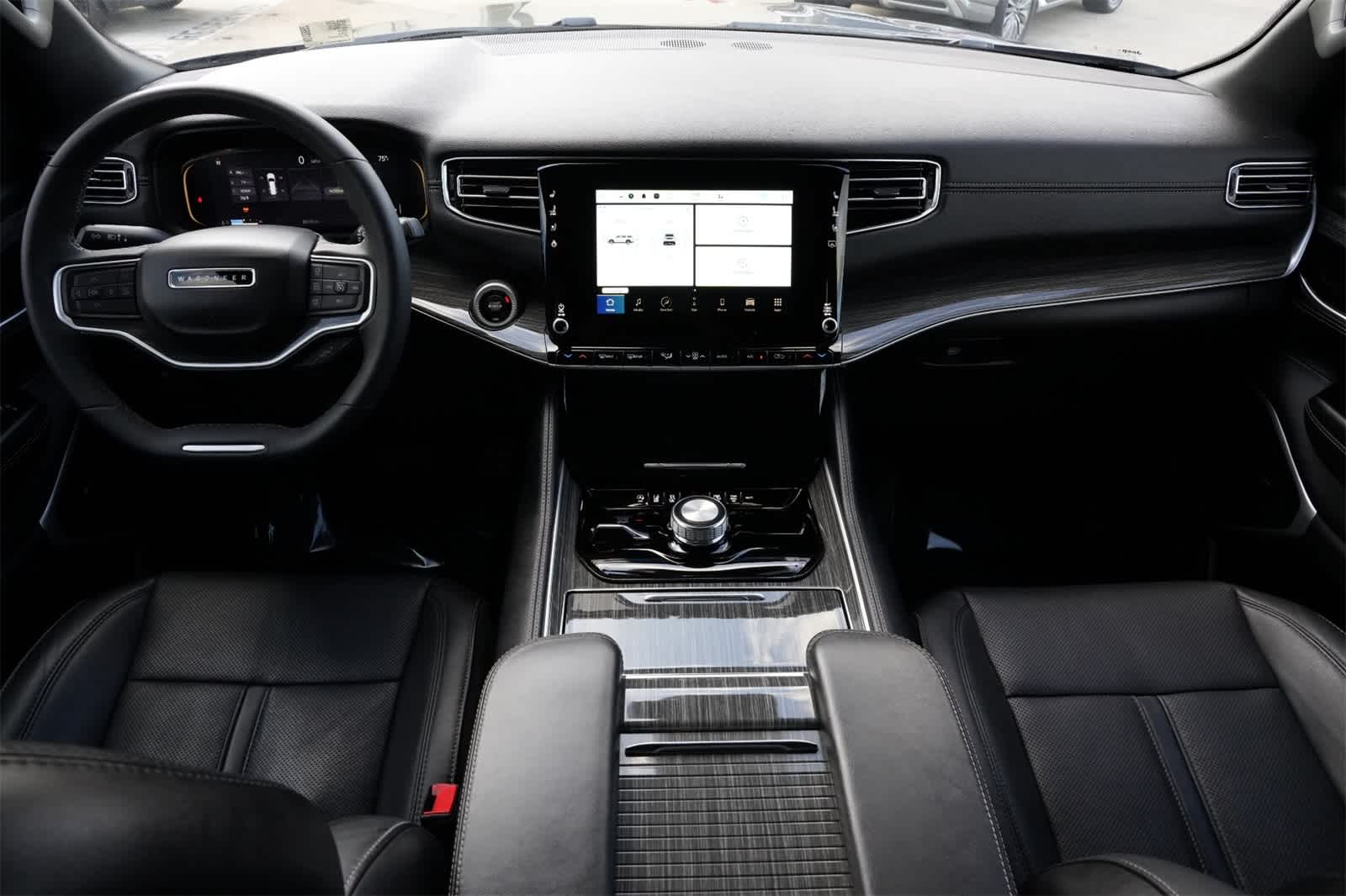 Thumbnail: 2022 Jeep Wagoneer - 7