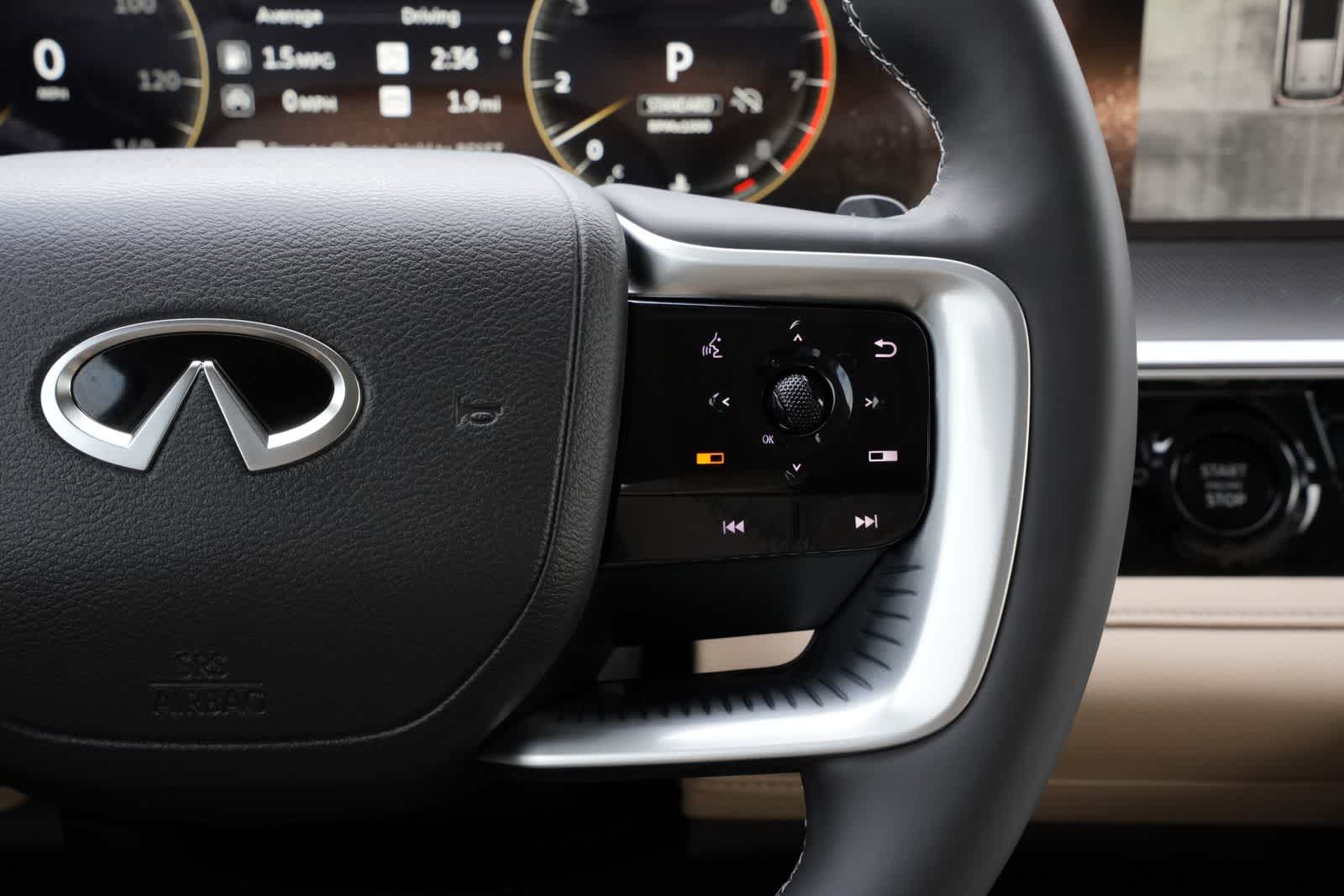 Thumbnail: 2026 INFINITI QX80 - 11