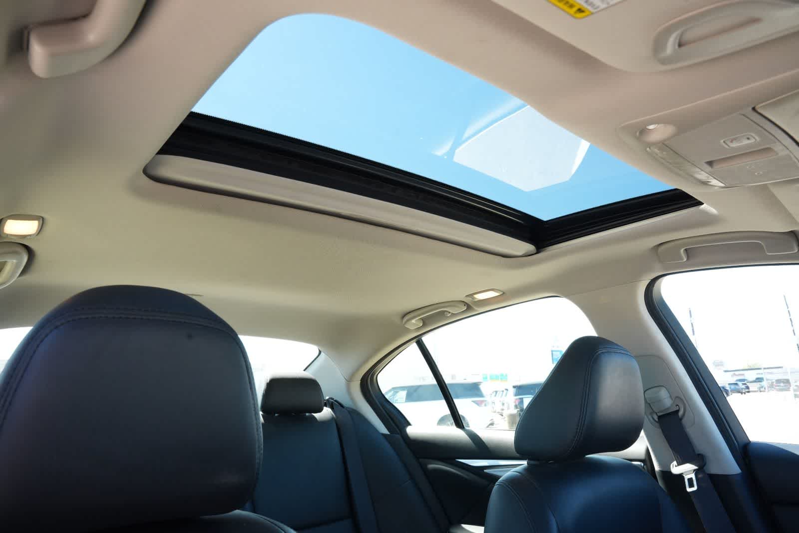 Thumbnail: 2021 INFINITI Q50 - 23