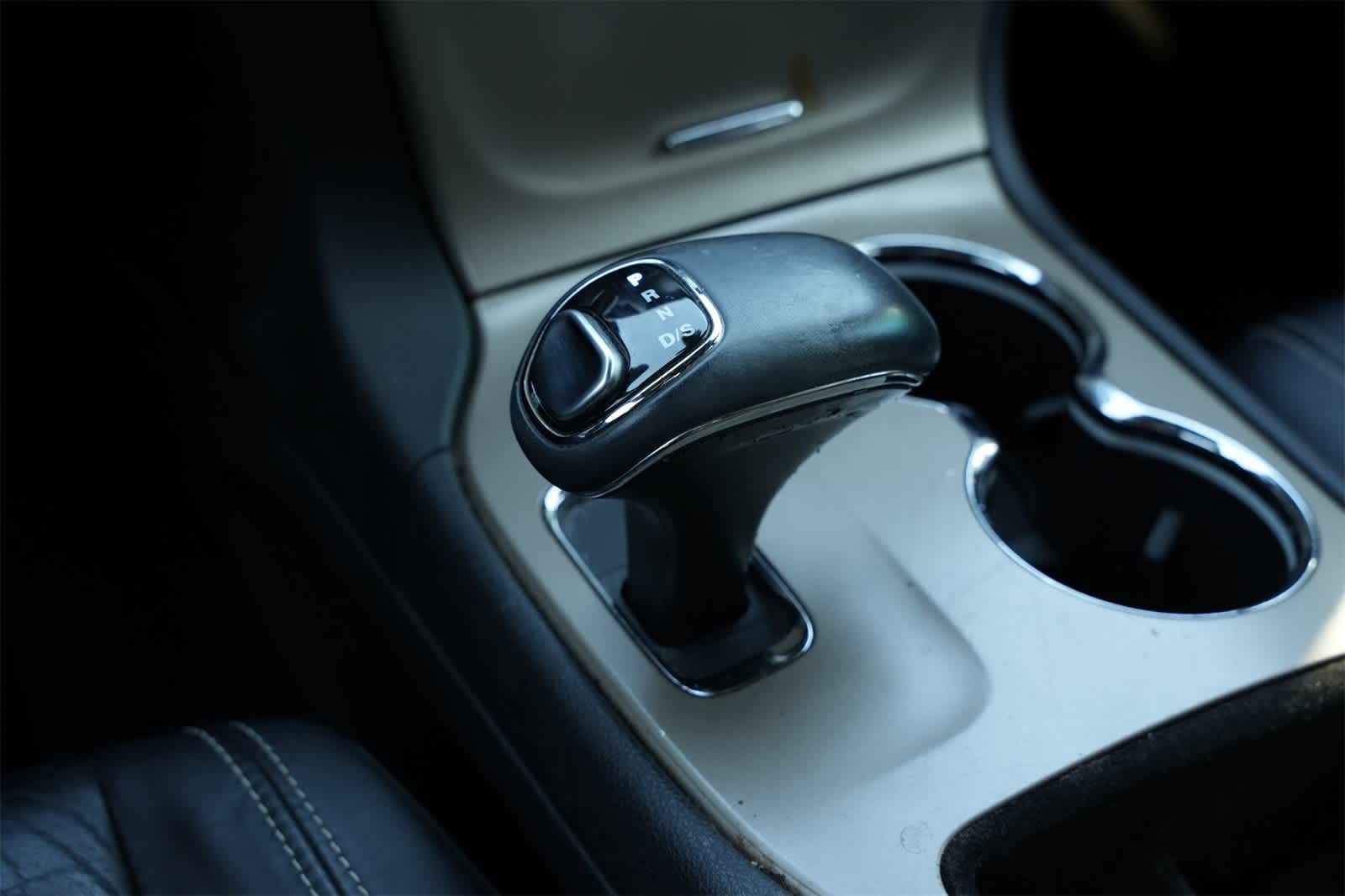 Thumbnail: 2014 Jeep Grand Cherokee - 15