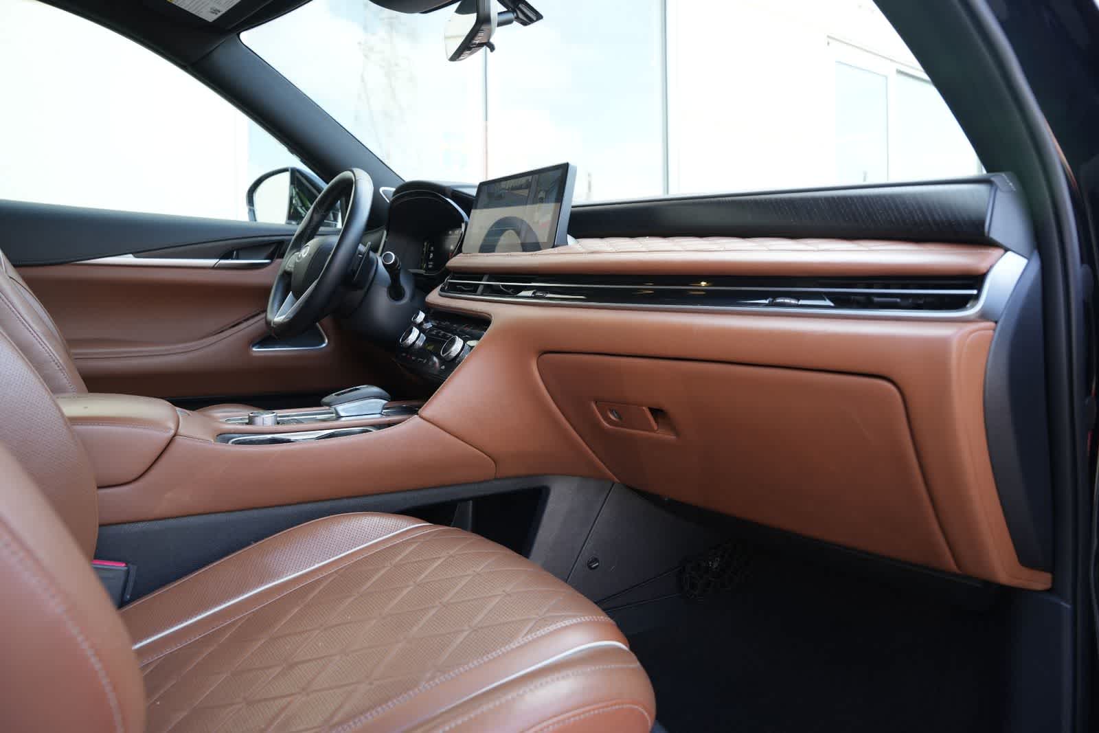 Thumbnail: 2023 INFINITI QX60 - 22