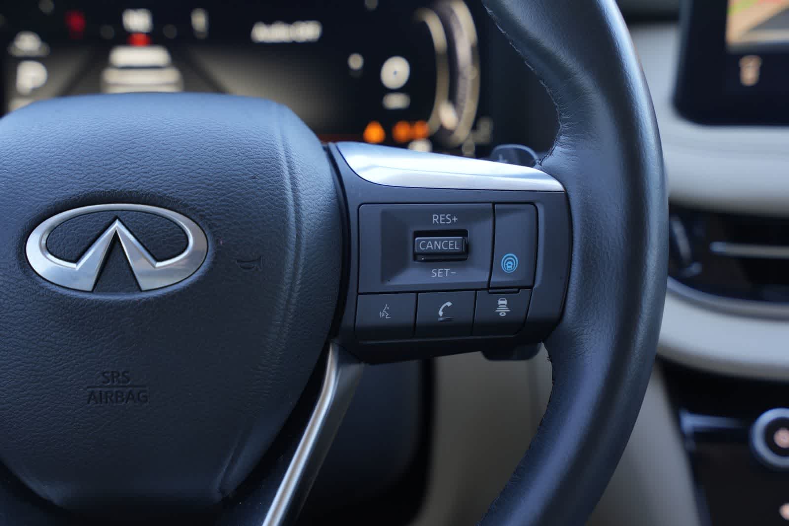 Thumbnail: 2023 INFINITI QX60 - 11