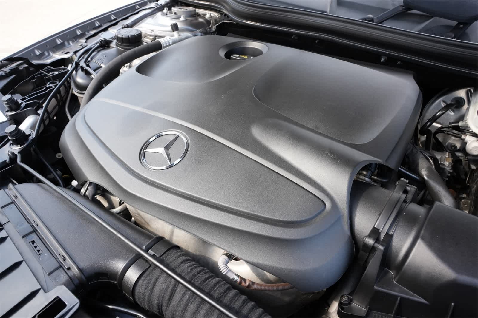 Thumbnail: 2016 Mercedes-Benz GLA - 23