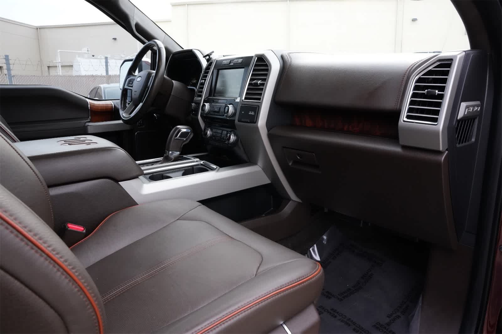 Thumbnail: 2015 Ford F-150 - 24