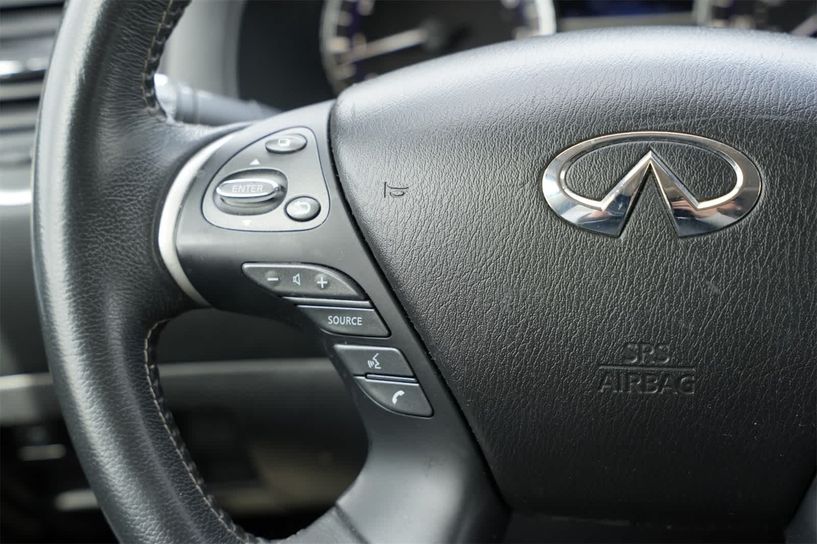 Thumbnail: 2020 INFINITI QX60 - 10