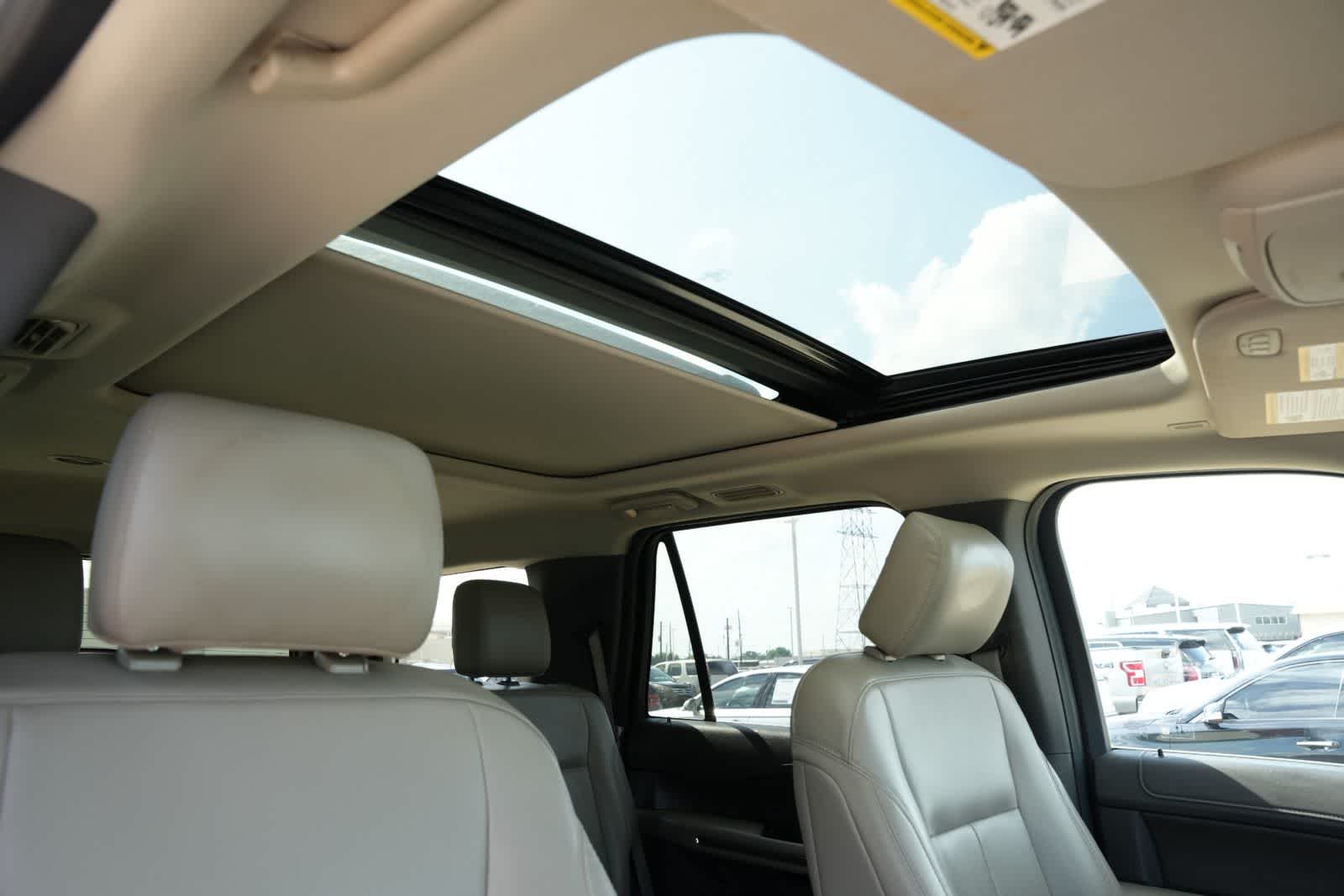 Thumbnail: 2020 Ford Expedition - 20