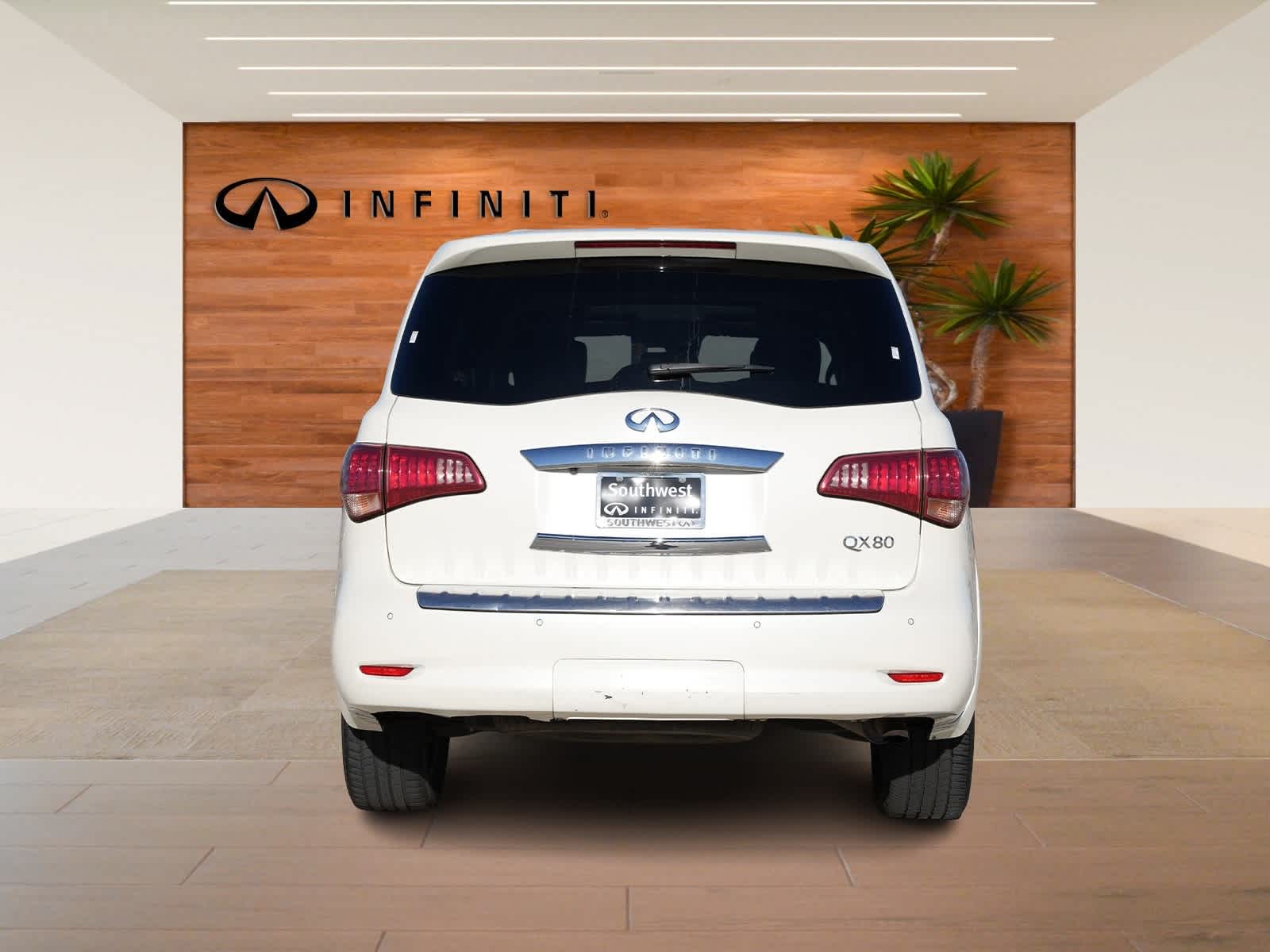 Thumbnail: 2017 INFINITI QX80 - 6