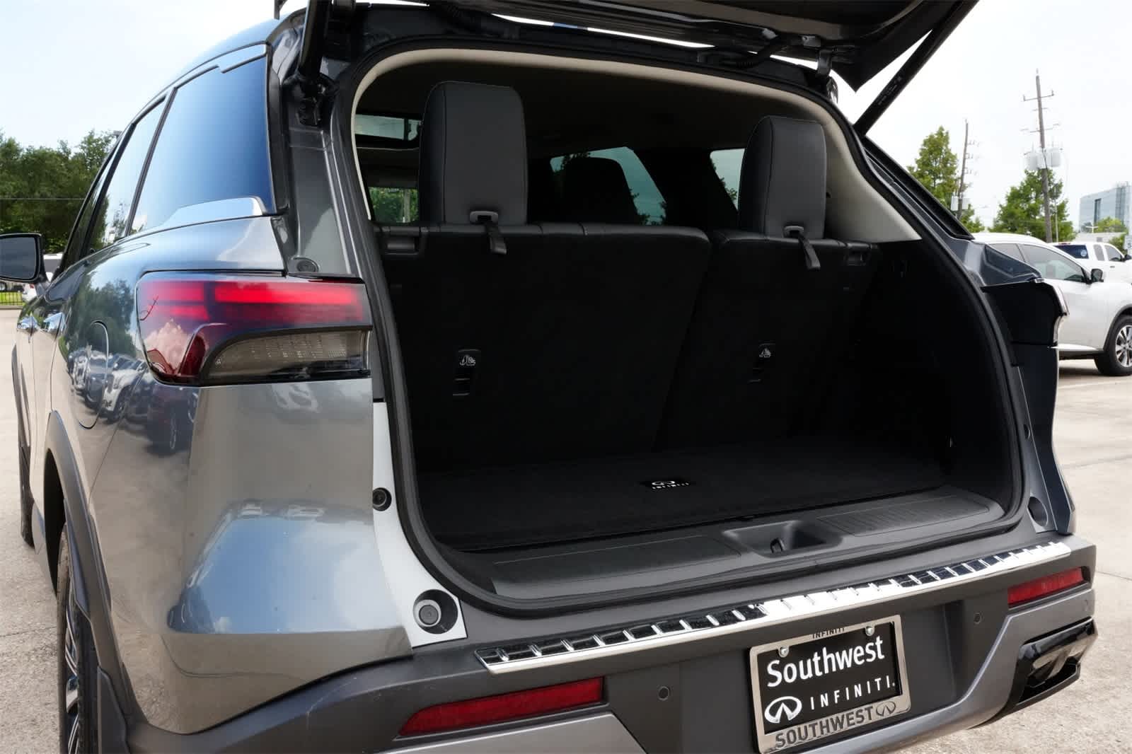 Thumbnail: 2024 INFINITI QX60 - 20