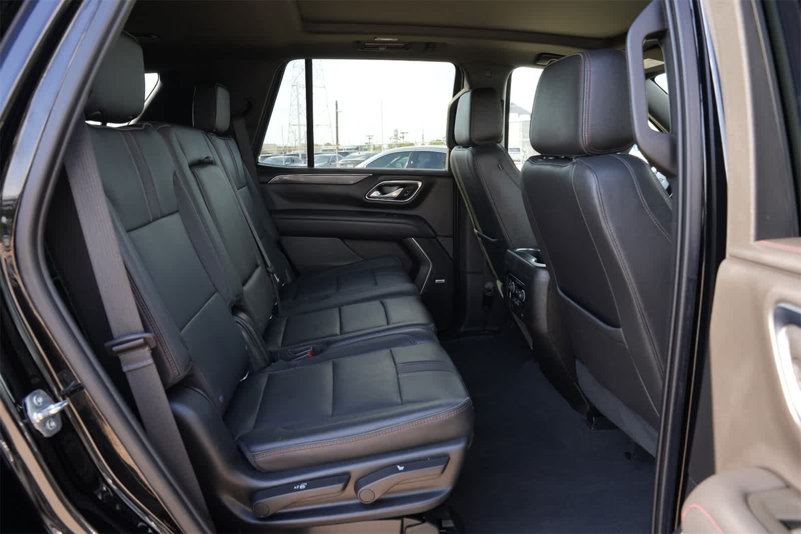 Thumbnail: 2021 Chevrolet Tahoe - 21