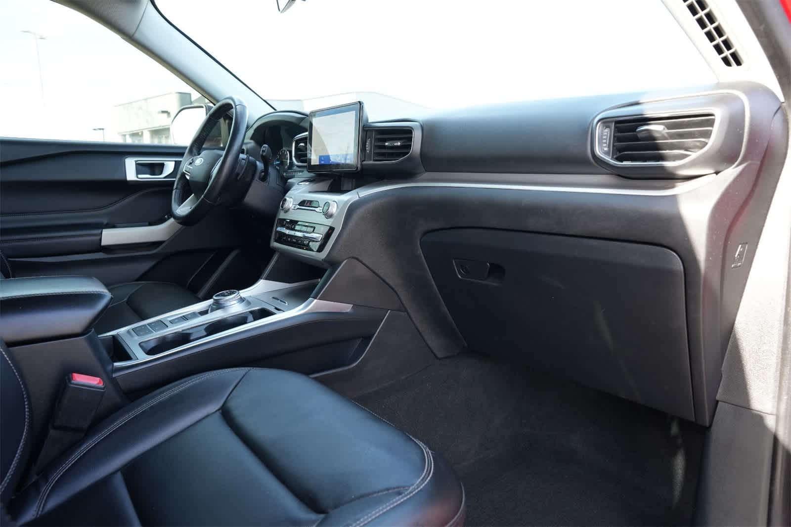 Thumbnail: 2020 Ford Explorer - 22