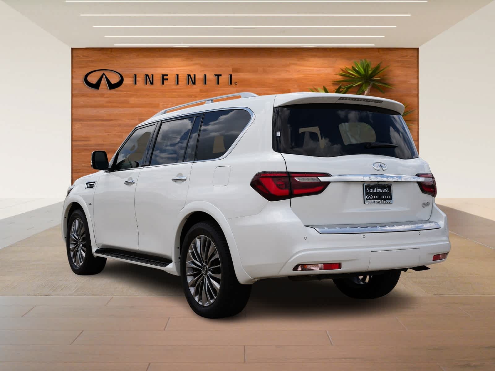 2018 INFINITI QX80  5