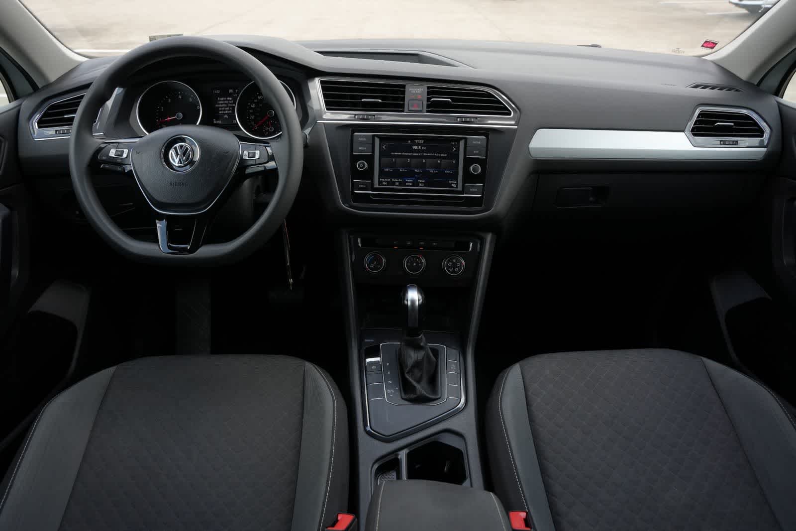 Thumbnail: 2021 Volkswagen Tiguan - 7