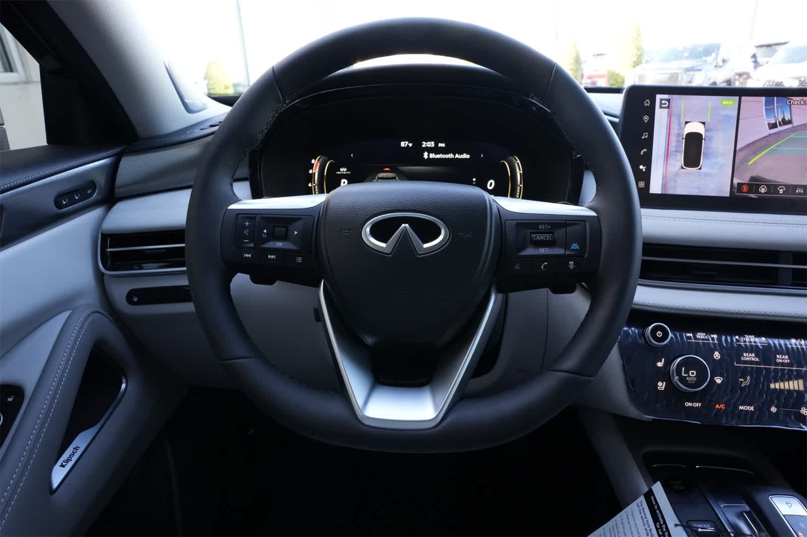 Thumbnail: 2026 INFINITI QX60 - 9