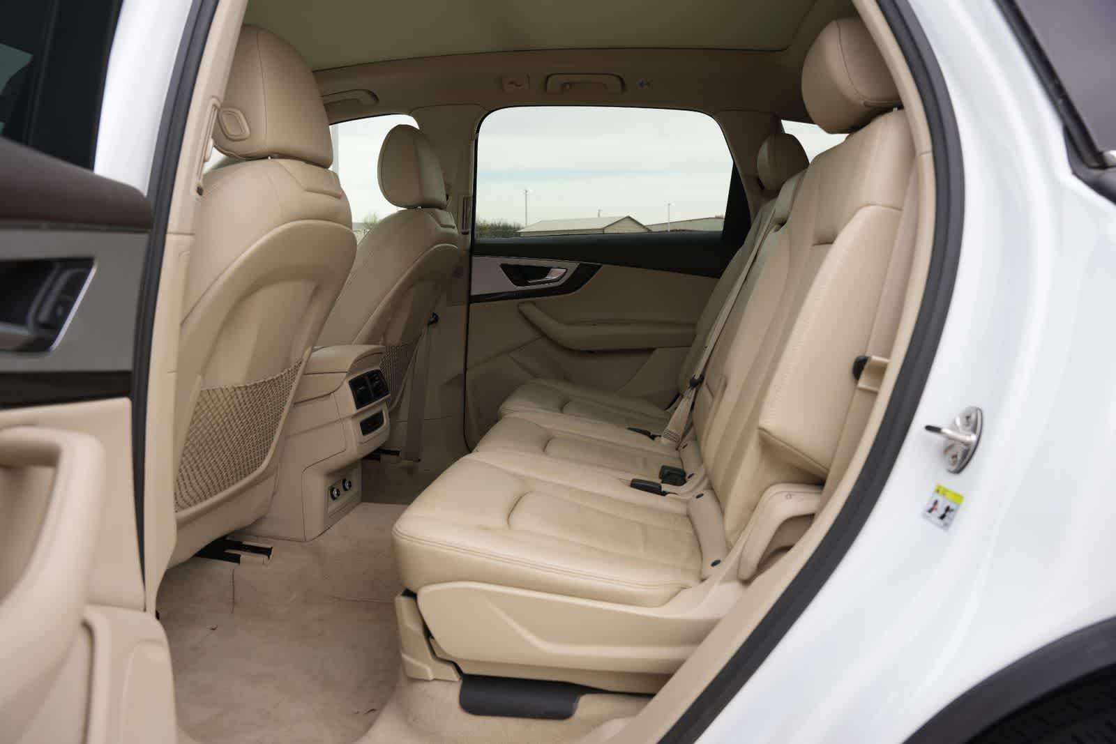 Thumbnail: 2019 Audi Q7 - 18