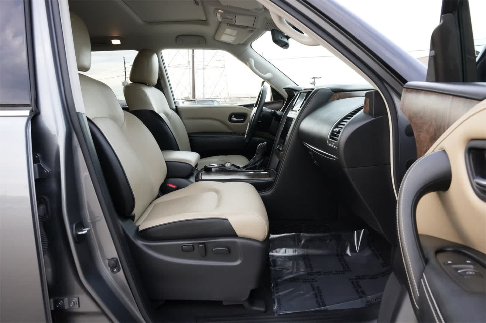 Thumbnail: 2021 INFINITI QX80 - 23