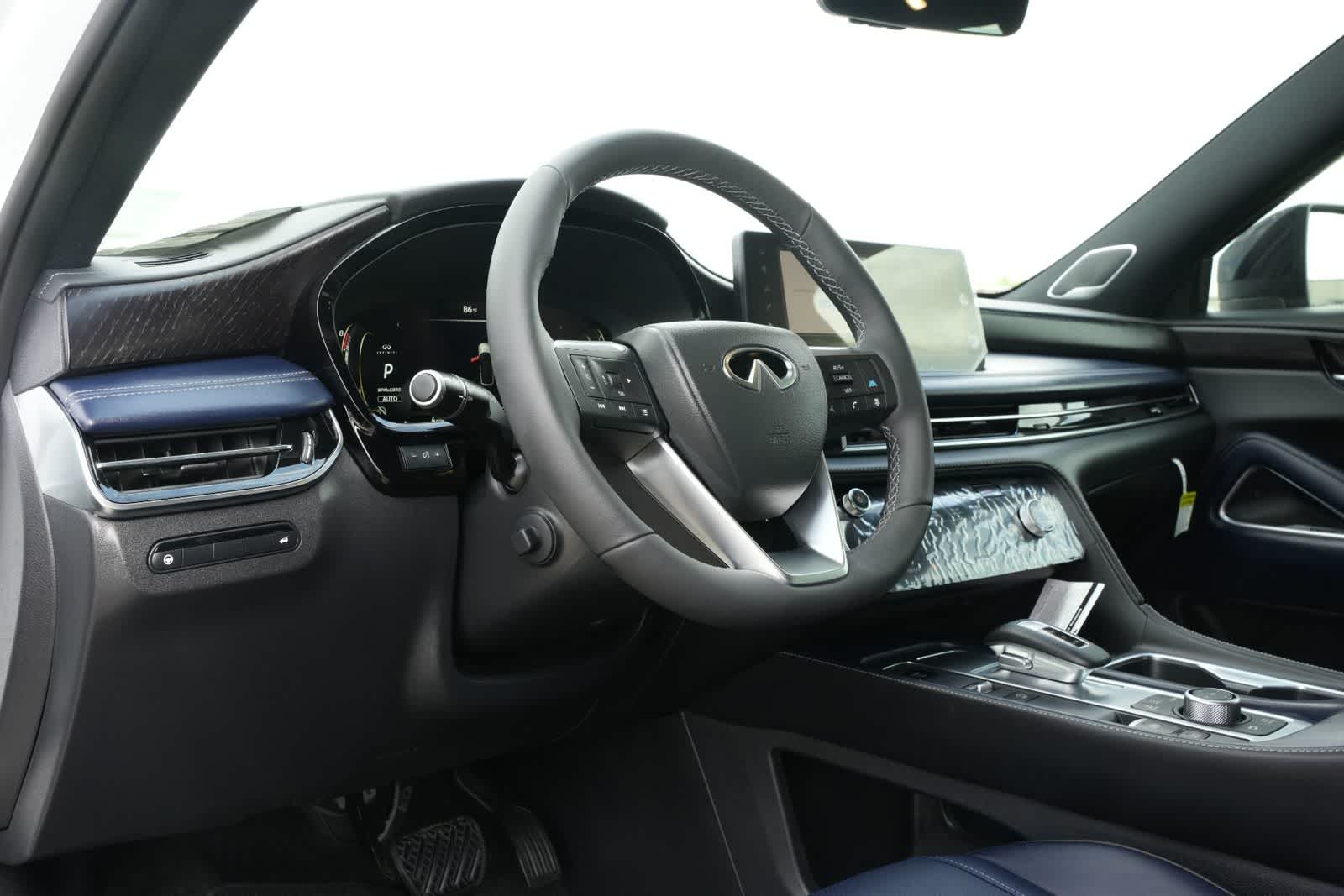 Thumbnail: 2026 INFINITI QX60 - 16