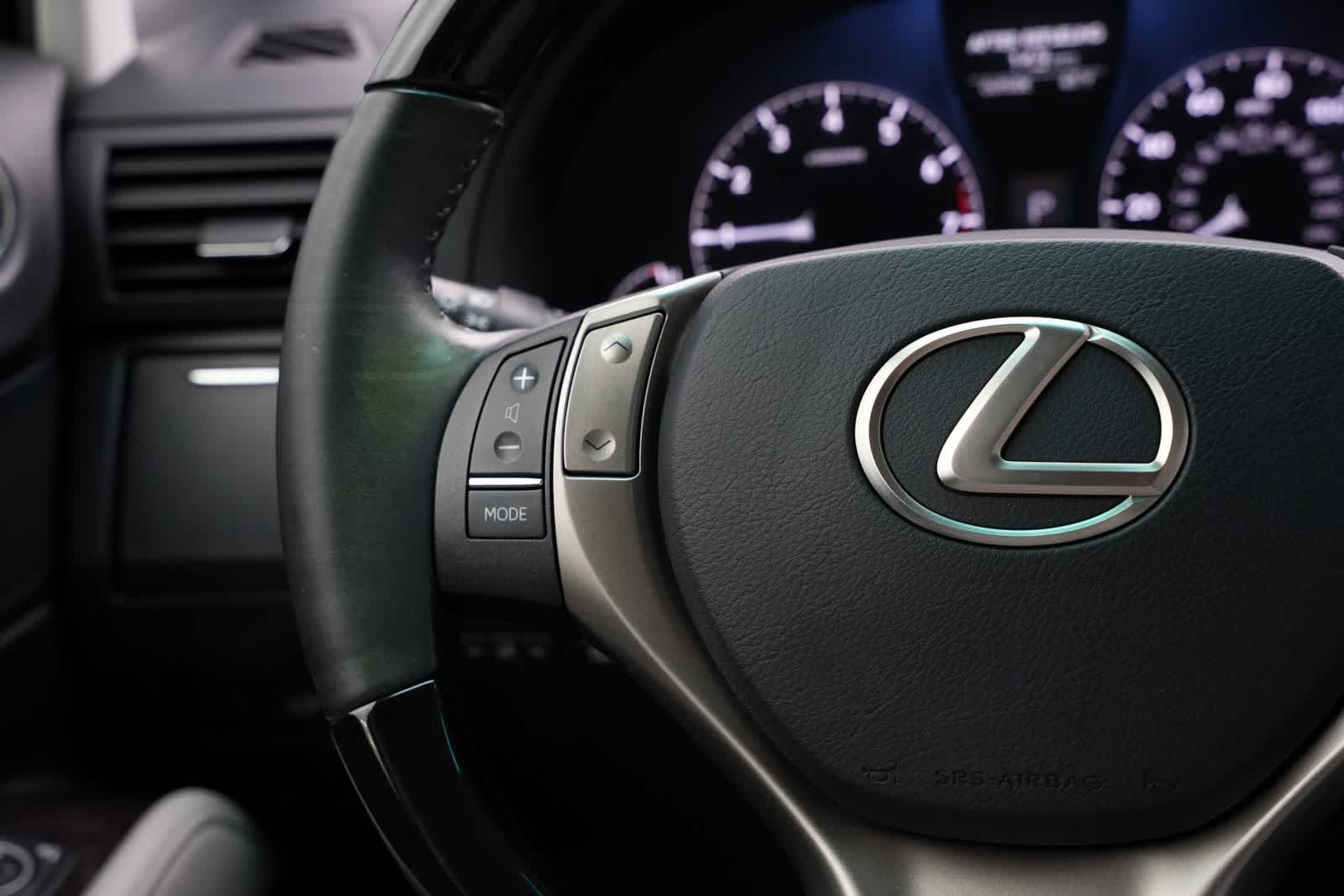 Thumbnail: 2013 Lexus RX - 10