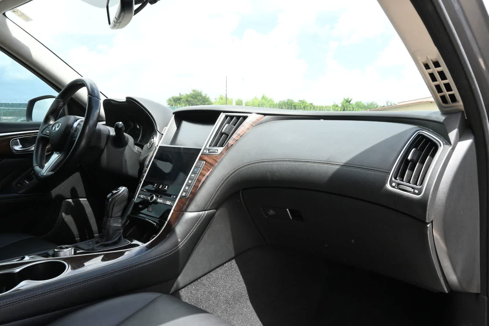 Thumbnail: 2018 INFINITI Q50 - 23