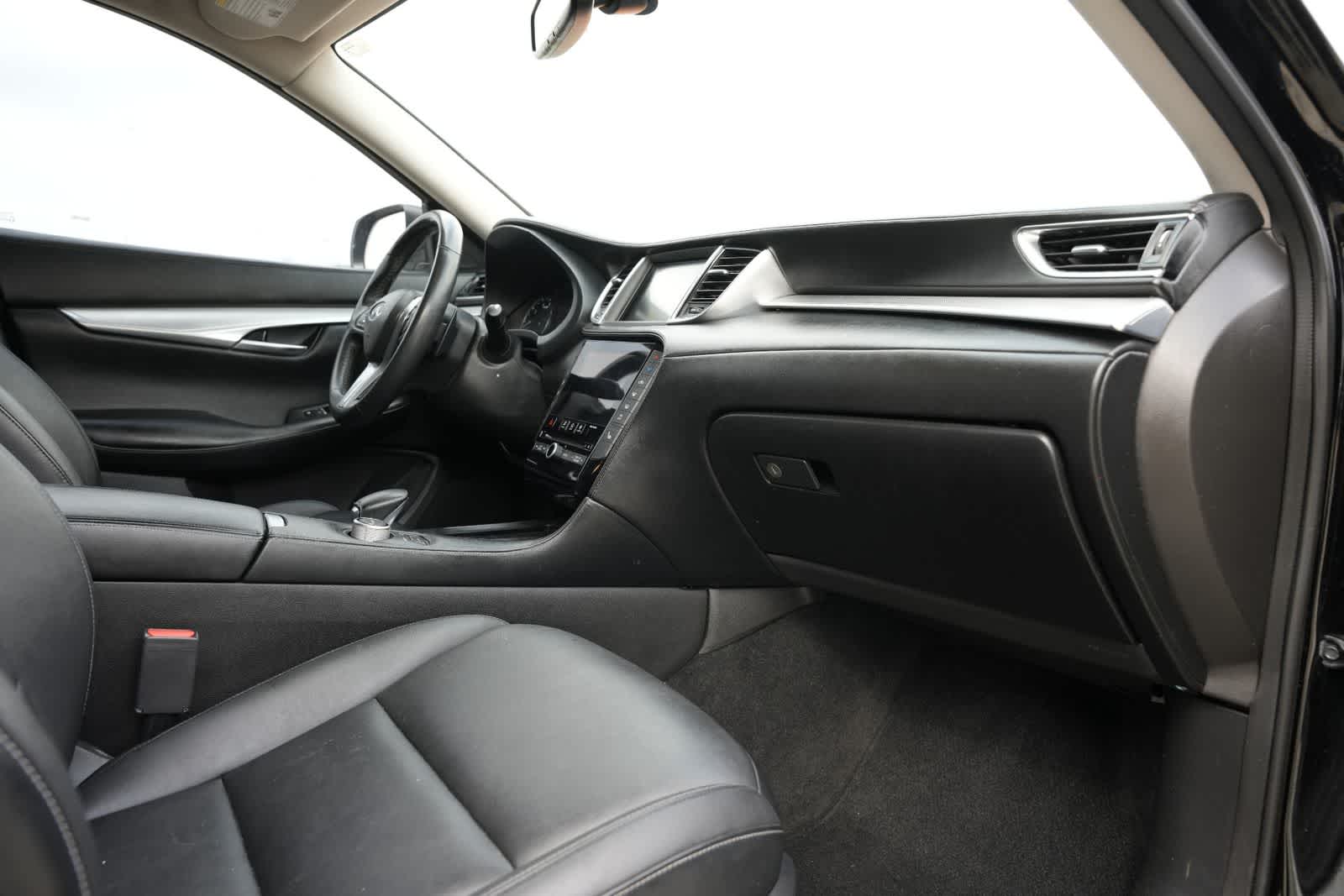 Thumbnail: 2021 INFINITI QX50 - 21