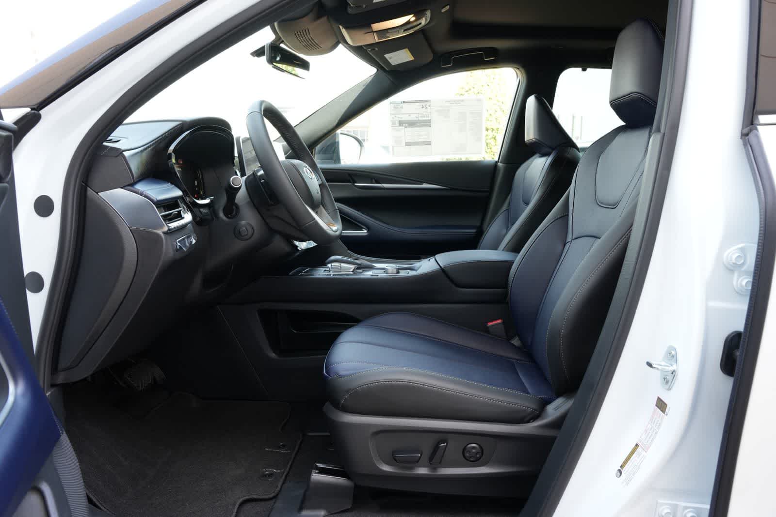 Thumbnail: 2026 INFINITI QX60 - 17